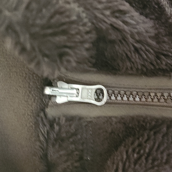 Patagonia Reversible Fleece Jacket - Picture 4 of 8